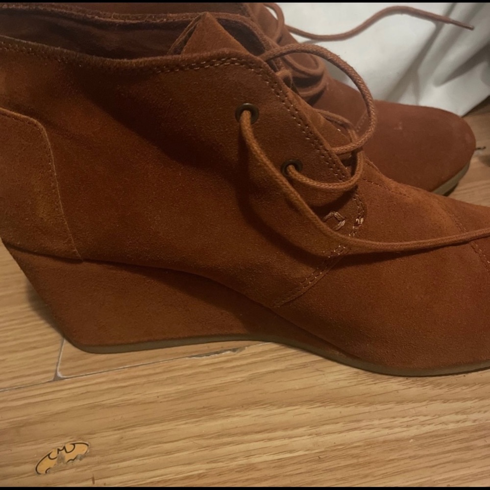 Tom size 11